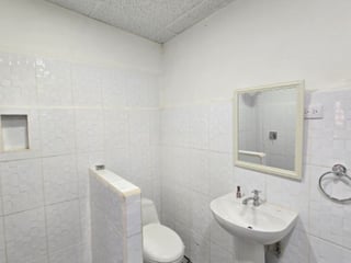 Casa en Venta Zona 11 Carabanchel Ideal para Inversión - 5