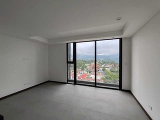 Apartamento en Venta Edificio Reserva 5ta Avenida, zona 14 - Image 6