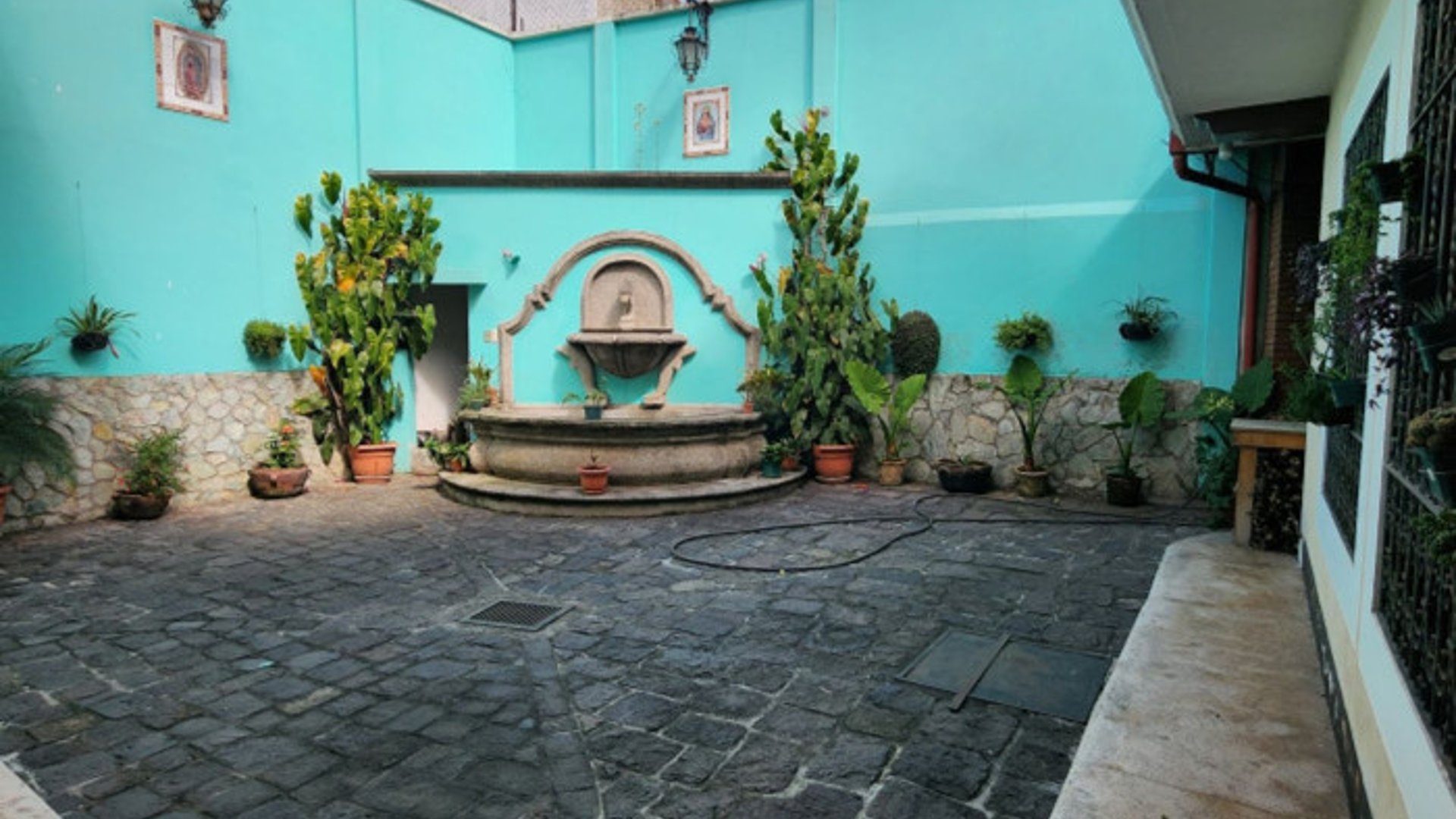 Hotel en venta muy cerca de Antigua Guatemala - Miniatura 5