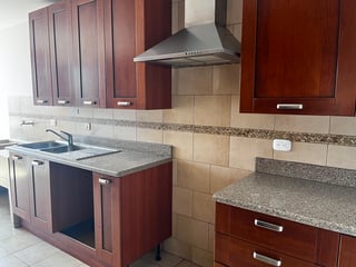 📍 APARTAMENTO EN VENTA – 2 HAB + BALCÓN | EDIFICIO PIEMONTE | ZONA 14 - 5