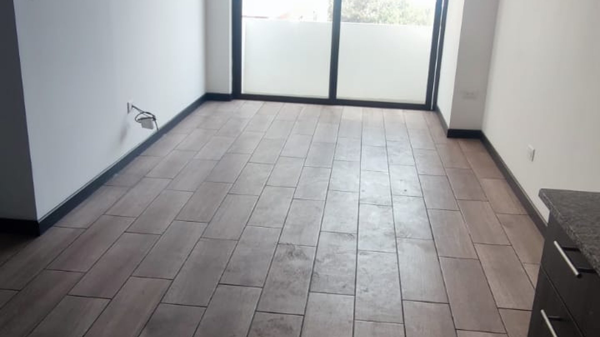 ???? APARTAMENTO EN VENTA – 3 HAB + NIVEL ALTO | PETÁPOLIS | ZONA 12 - Miniatura 3