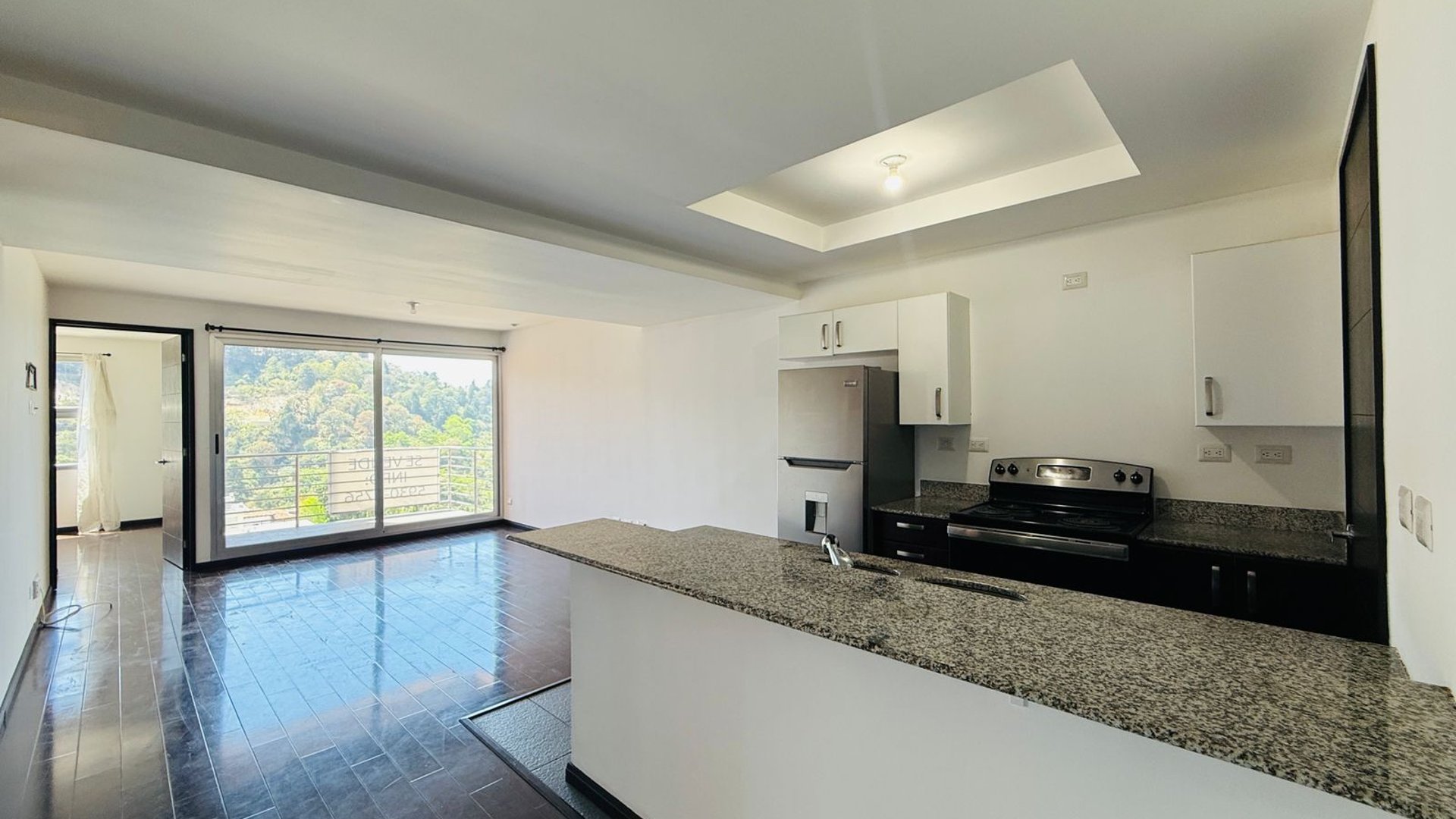VENTA DE LINDO APARTAMENTO - NUEVA CALEDONIA, ZONA 16