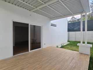 Casa en Renta Carretera a El Salvador Santa Elena II - 3