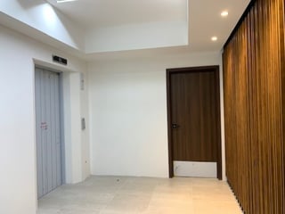 Oficina en zona 9 Edificio Nova Reformador - 3