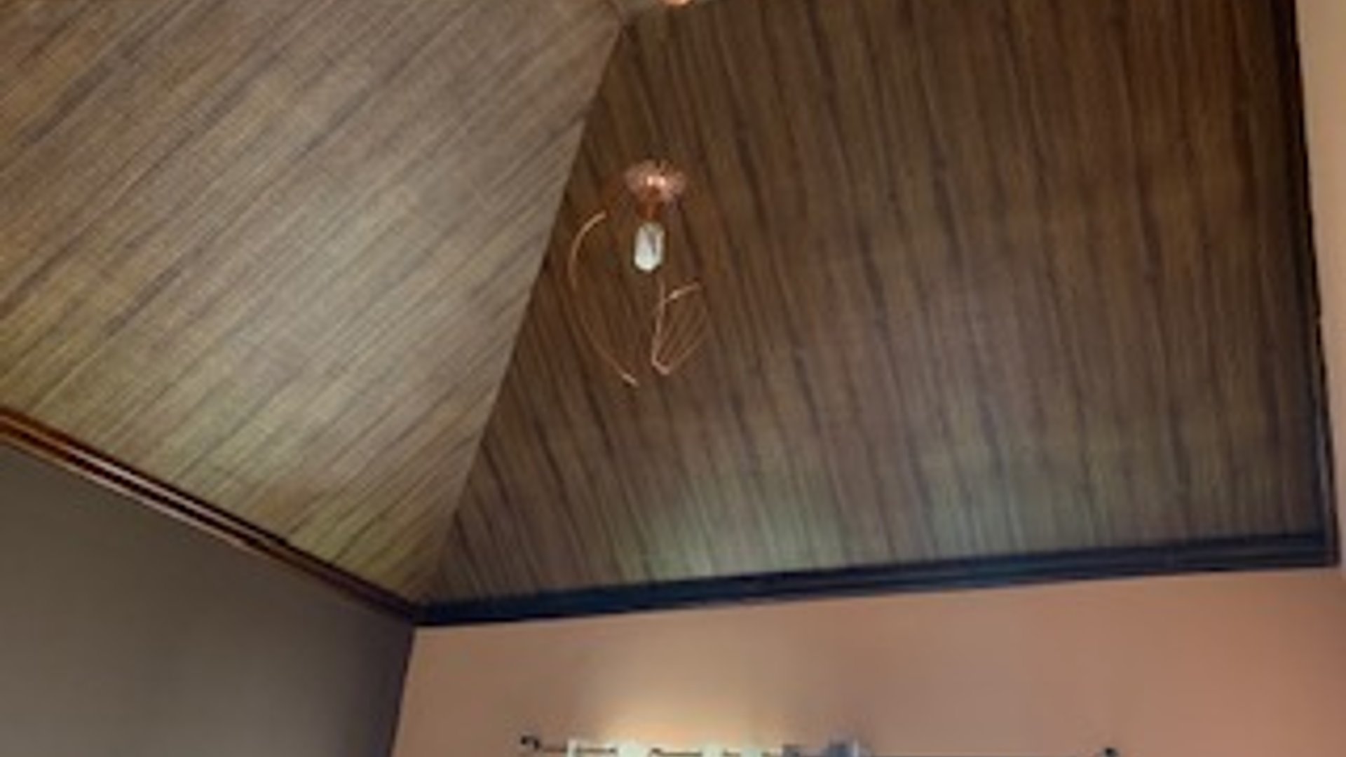 Vendo amplia Casa en Condado San Nicolas - Miniatura 7