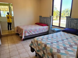House for Sale in Laguna Quitasombrero, Puerto San José - Spacious with 3 Bedrooms and Pool - Image 5