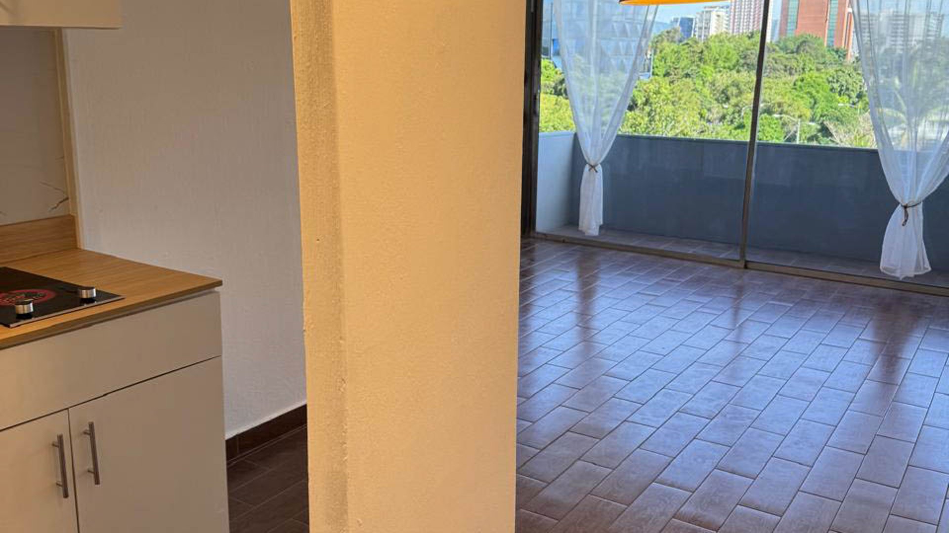 APARTAMENTO EN RENTA UNA HABITACIÓN/ Z. 9 - Miniatura 4
