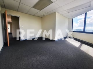 Oficina Penthouse Renta | Zona 10 | Murano Center - Image 5