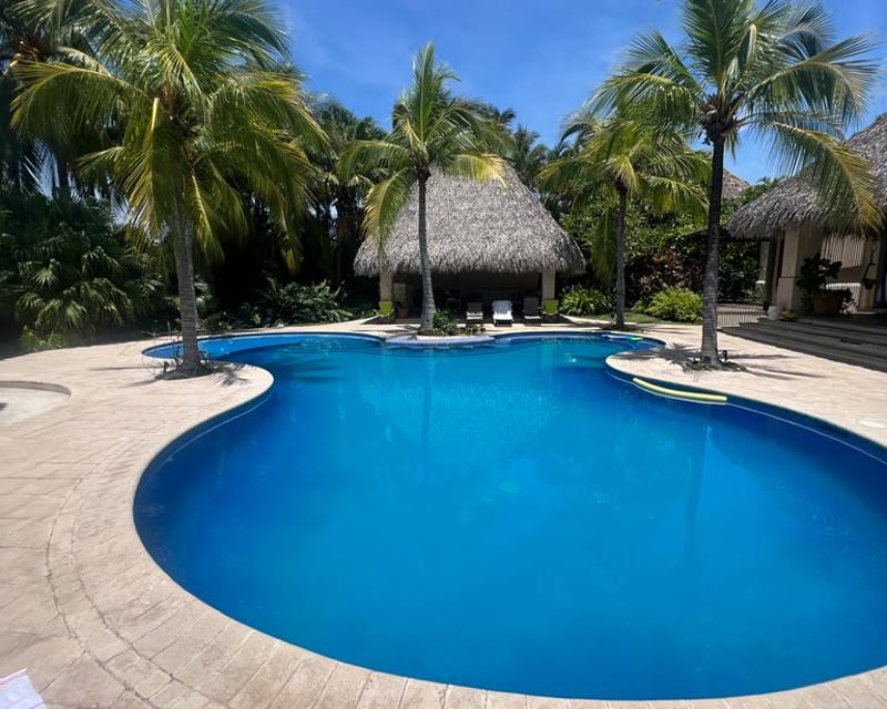 Casa en venta con salida al mar, Condominio Puerta Del Mar