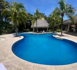 Casa en venta con salida al mar, Condominio Puerta Del Mar