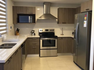 Apartamento Amueblado en renta en zona 14 - 4