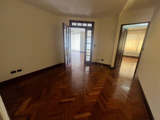 APARTAMENTO EN RENTA – SAN IGNACIO , ZONA 10 - Image 3
