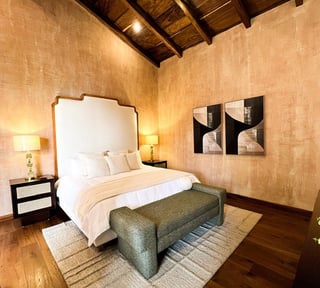 CASA EN VENTA SANTA TERESA DE AVILA ANTIGUA GUATEMALA