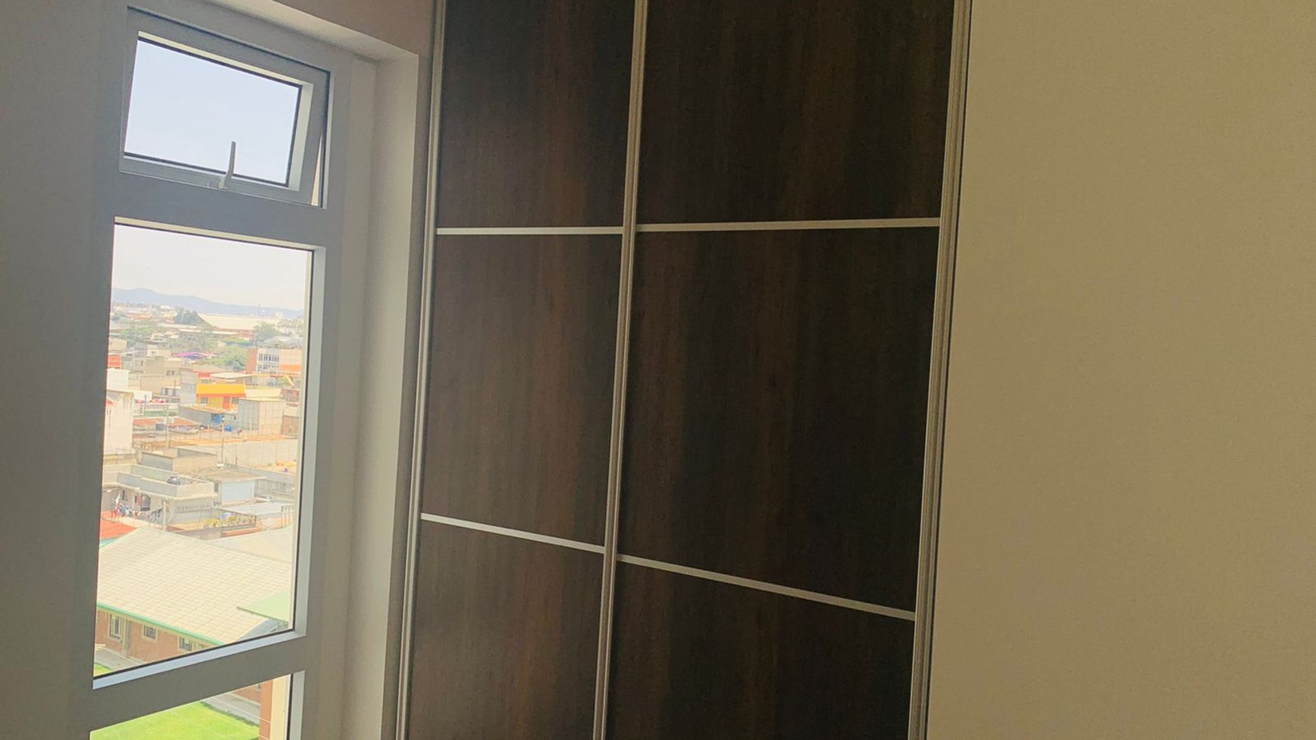 Rento / Vendo Lindo apartamento totalmente nuevo en Zona 5 - Miniatura 7