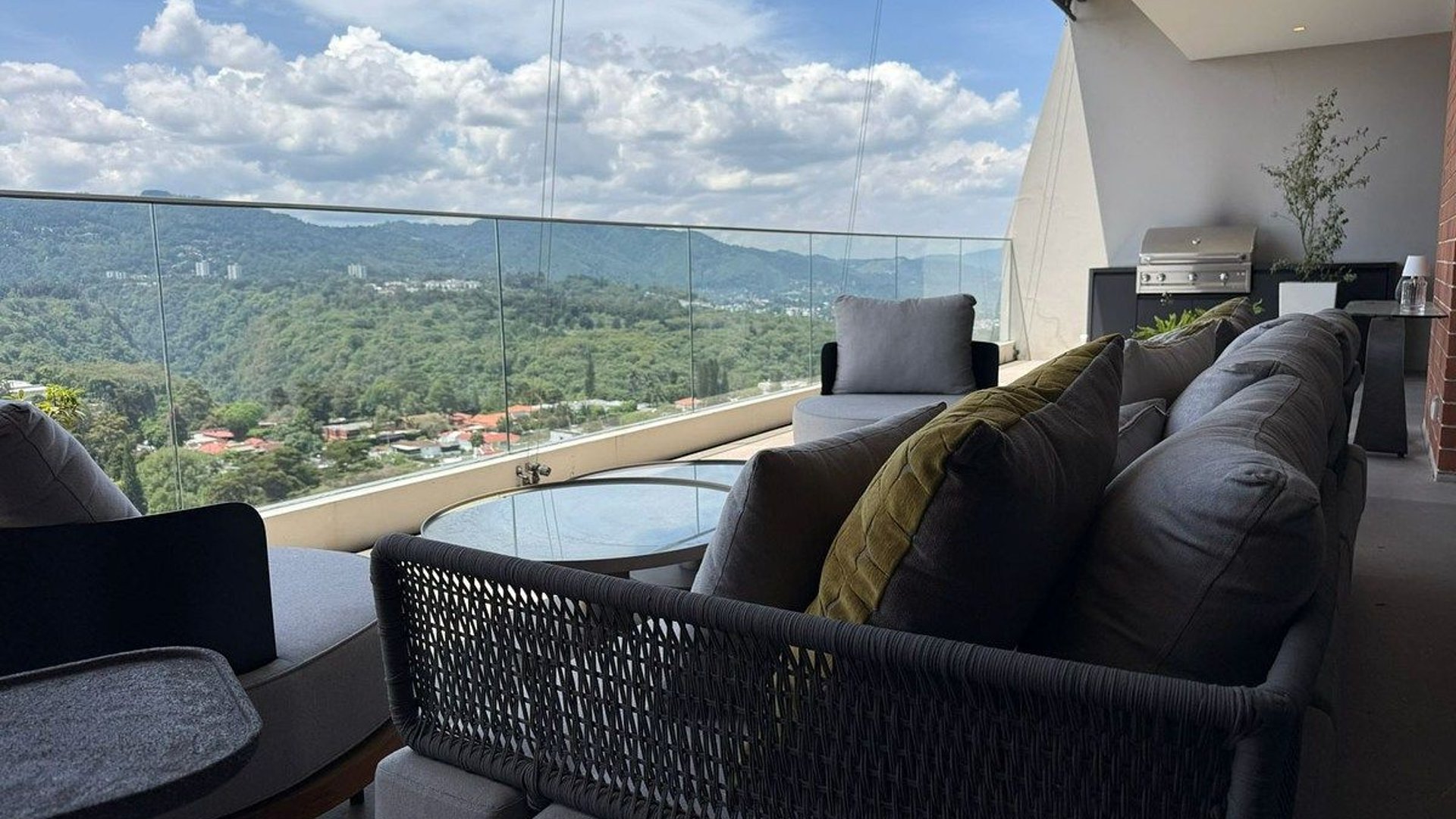 Precioso Apartamento en Venta en Avita, Zona 14 - Miniatura 5
