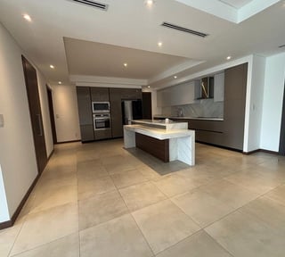 Apartamento en Alquiler / Venta Edificio Azores Zona 15, Vista Hermosa 2