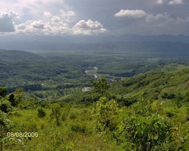 Vendo finca de 31.88 caballerías en Alta Verapaz