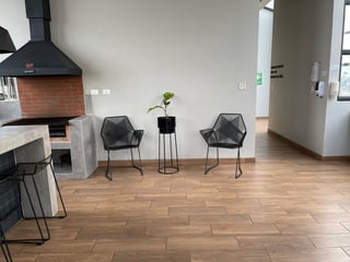 Vendo Apartamento en ciudad nueva zona 2  Edif. Rocke - Image 9