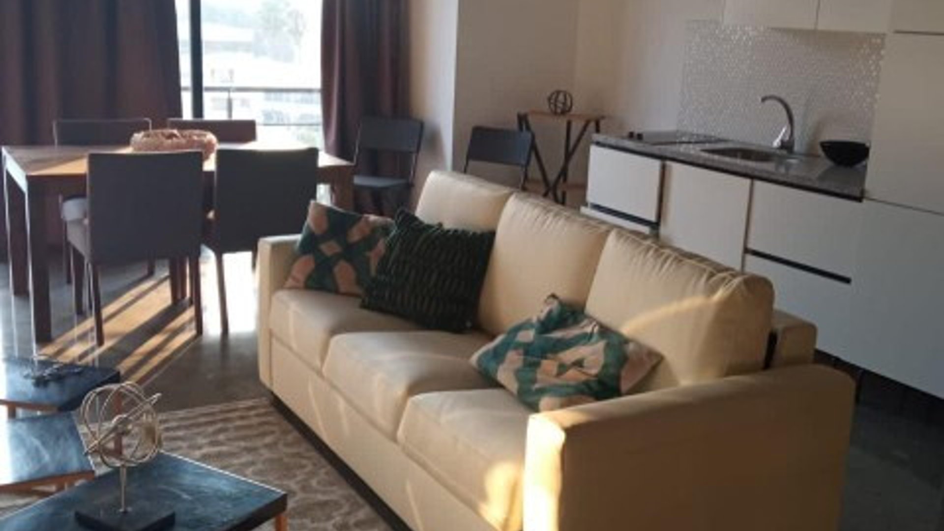 Apartamento Amueblado en Renta Edificio 4 Venezia