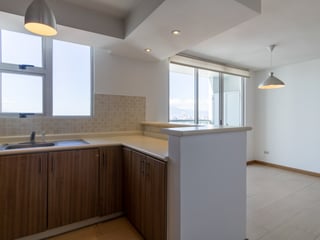Vendo Apartamento en Edificio Condado La Villa, Zona 14 - 5