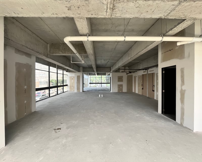 Clinica en Renta, Edificio Renovati Zona 10 (En Obra Gris)