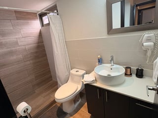 Rematan apartamento en Punto Mariscal - Image 9