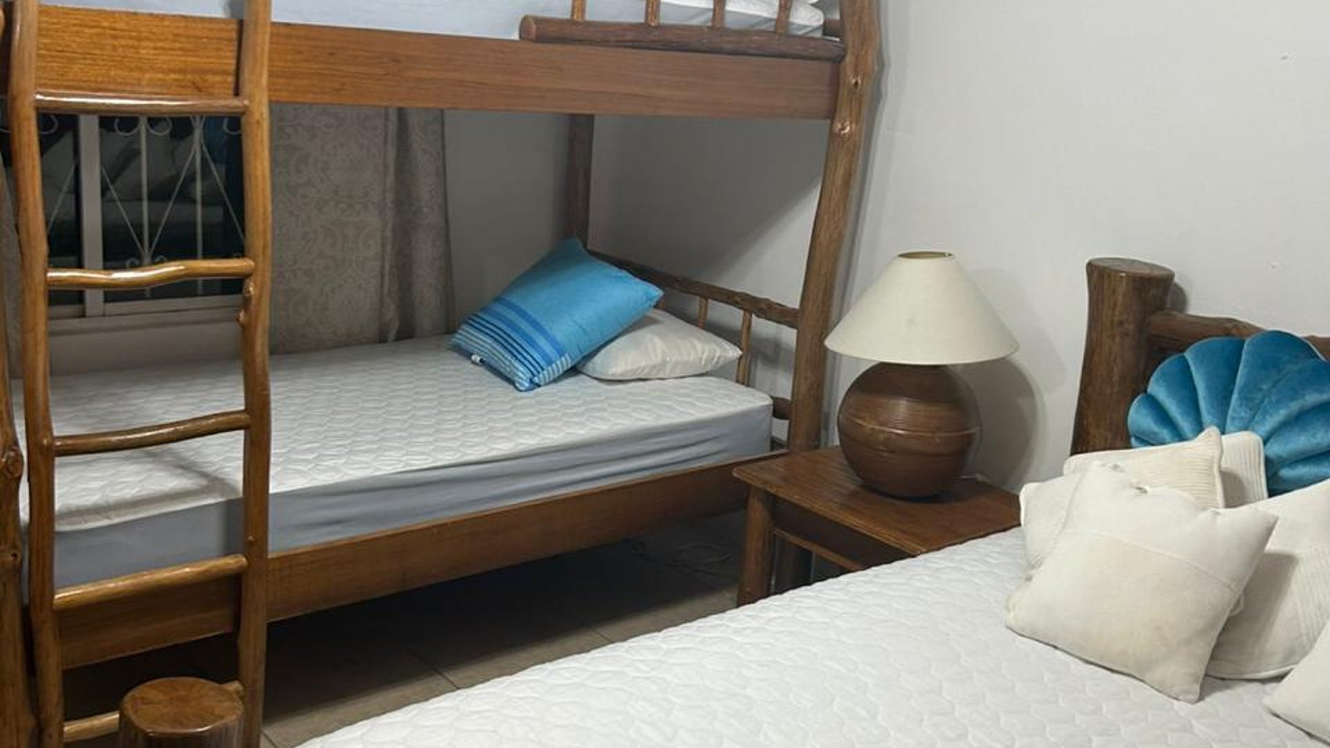 VENTA DE LINDA CASA AMUEBLADA - MARENA, CHULAMAR - Miniatura 16