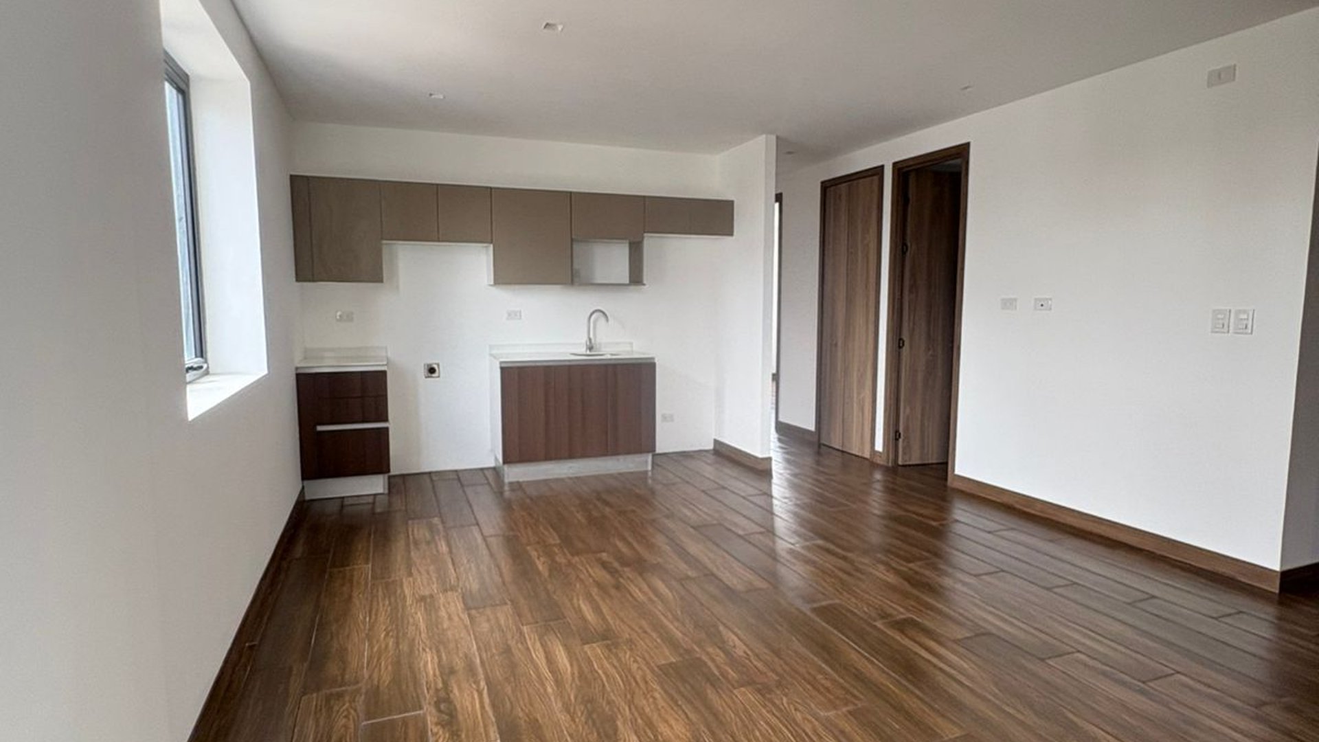 Apartamento en Venta Edificio Vila Quince, zona 15 VH2 N7