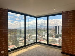 Apartamento en renta Zona 14 Terra Delfines - Image 5