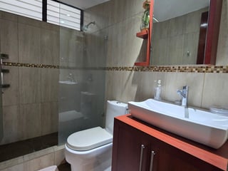 Apartamento Amueblado en Renta en Zona 10 - 4