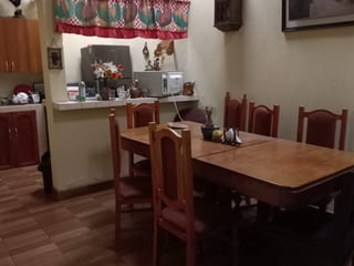 Casa con bodega en venta en zona 2 de Mixco Alvarado - 3