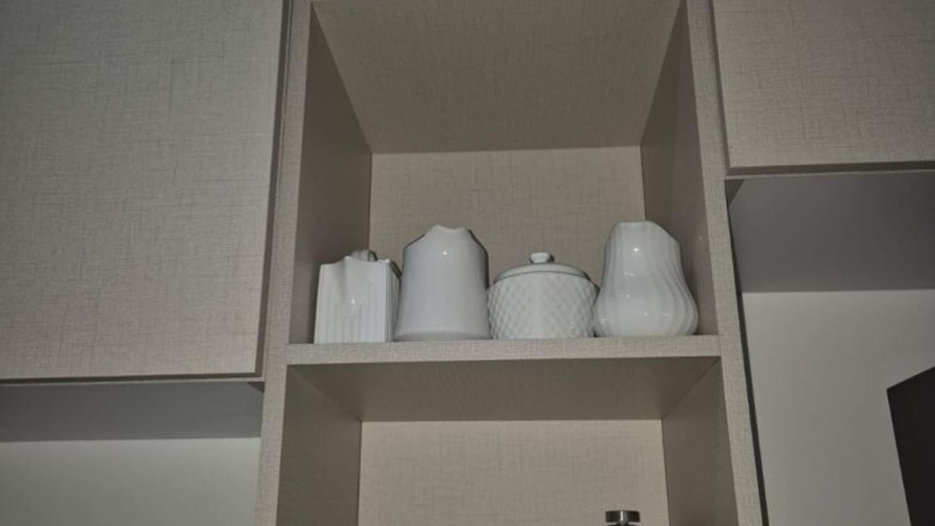 Rento Apartamento Nuevo Amueblado y Equipado en zona 2 - Miniatura 16