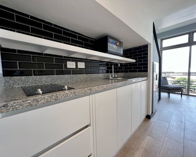 Alquiler apartamento tipo loft amueblado y equipado Zona 10