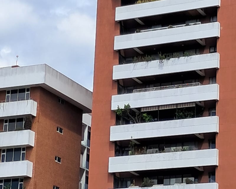 Apartamento en Venta en Zona 10 frente a CC La Estacion