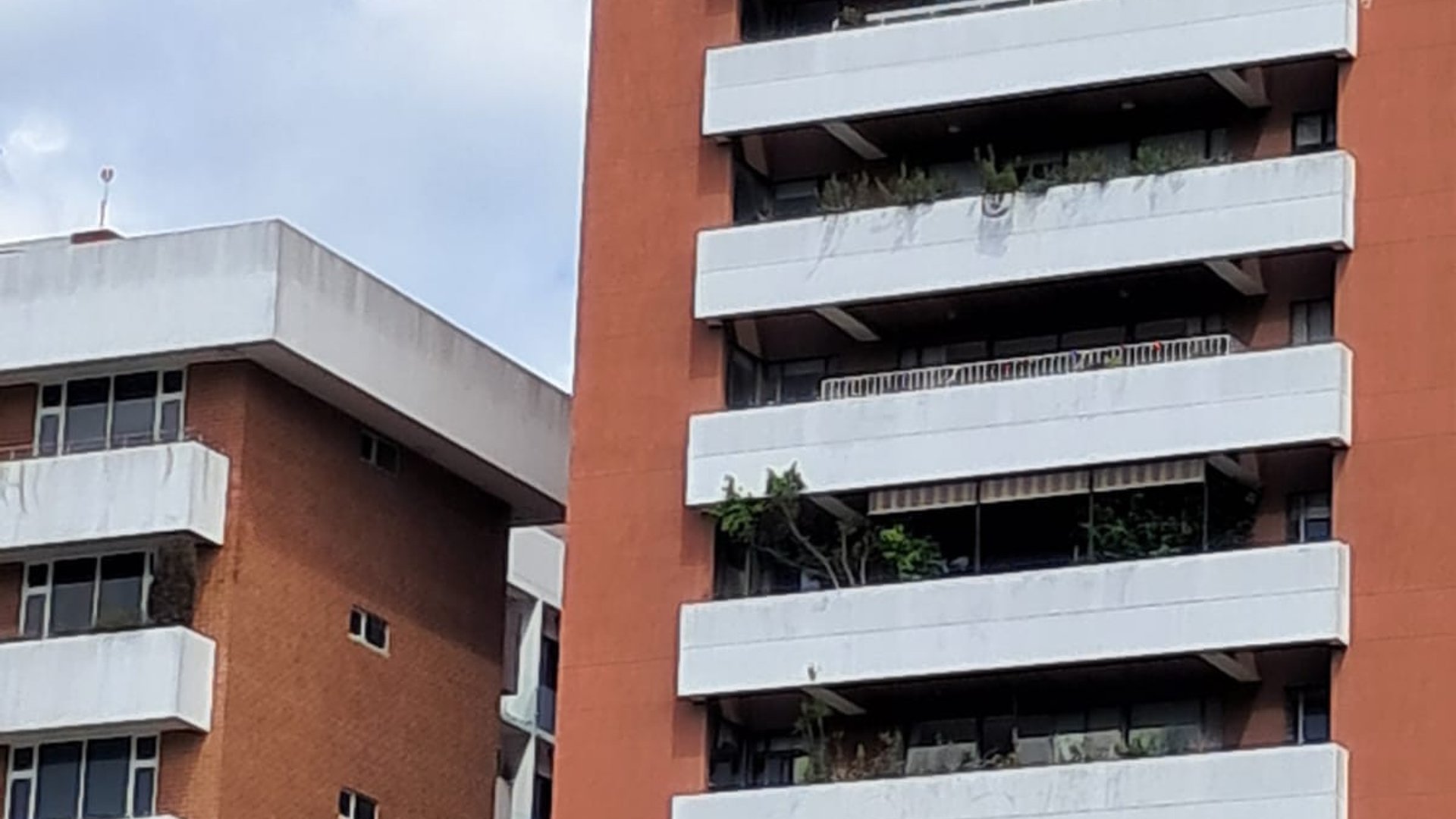 Apartamento en Venta en Zona 10 frente a CC La Estacion