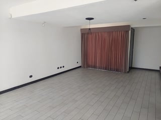 VENTA DE CASA EN SANTUARIA MUXBAL CON 4 DORMITORIOS. - 3