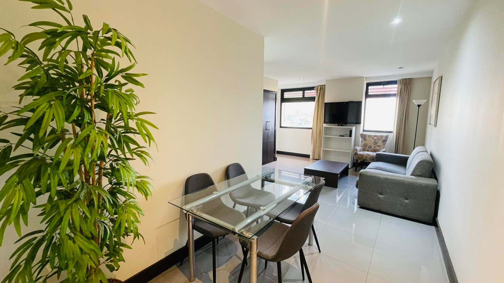 ALQUILER DE LINDO APARTAMENTO AMUEBLADO - MENORCA, VH1 ZONA 15