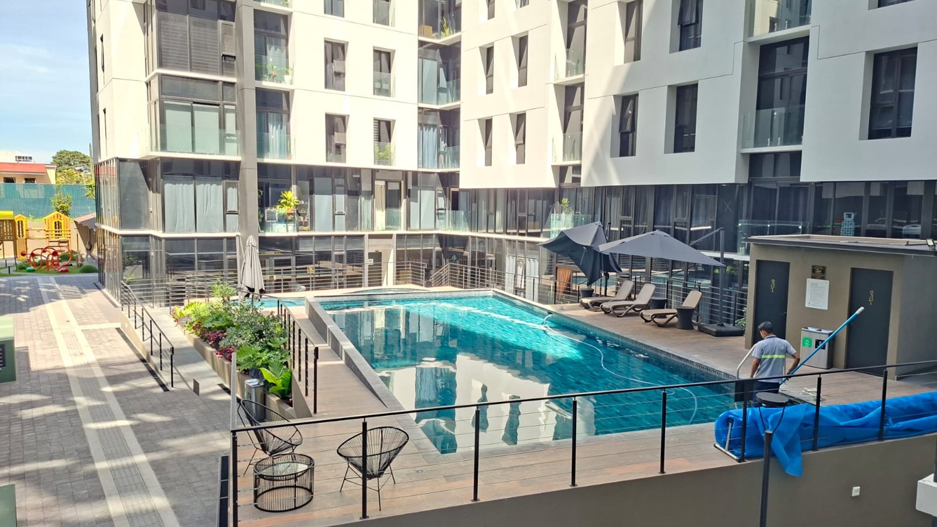 Exclusivo Apartamento de 3 Hab en Renta, Zona 11 - Miniatura 7