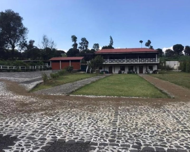 Se Vende Granja en Parramos, 2 manzanas de terreno.