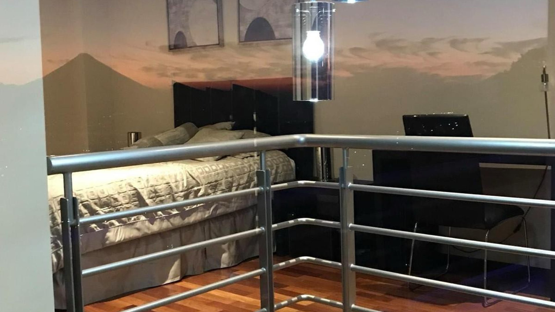 VENDO Apartamento tipo Loft amueblado cercano Zona 15