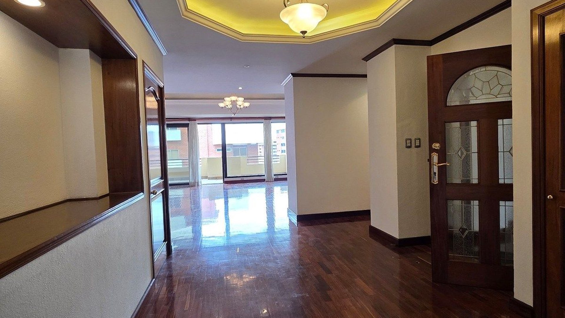 Penthouse en Venta – Zona 10 - Miniatura 7