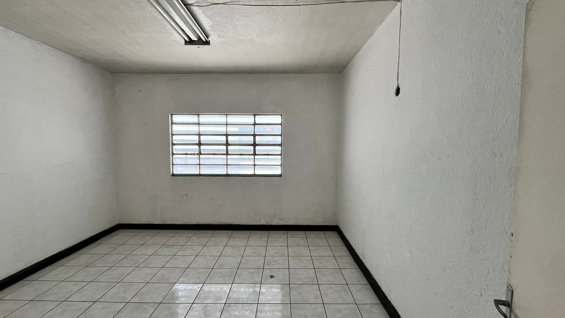 Propiedad Comercial en Alquiler | Avenida Petapa - Miniatura 8
