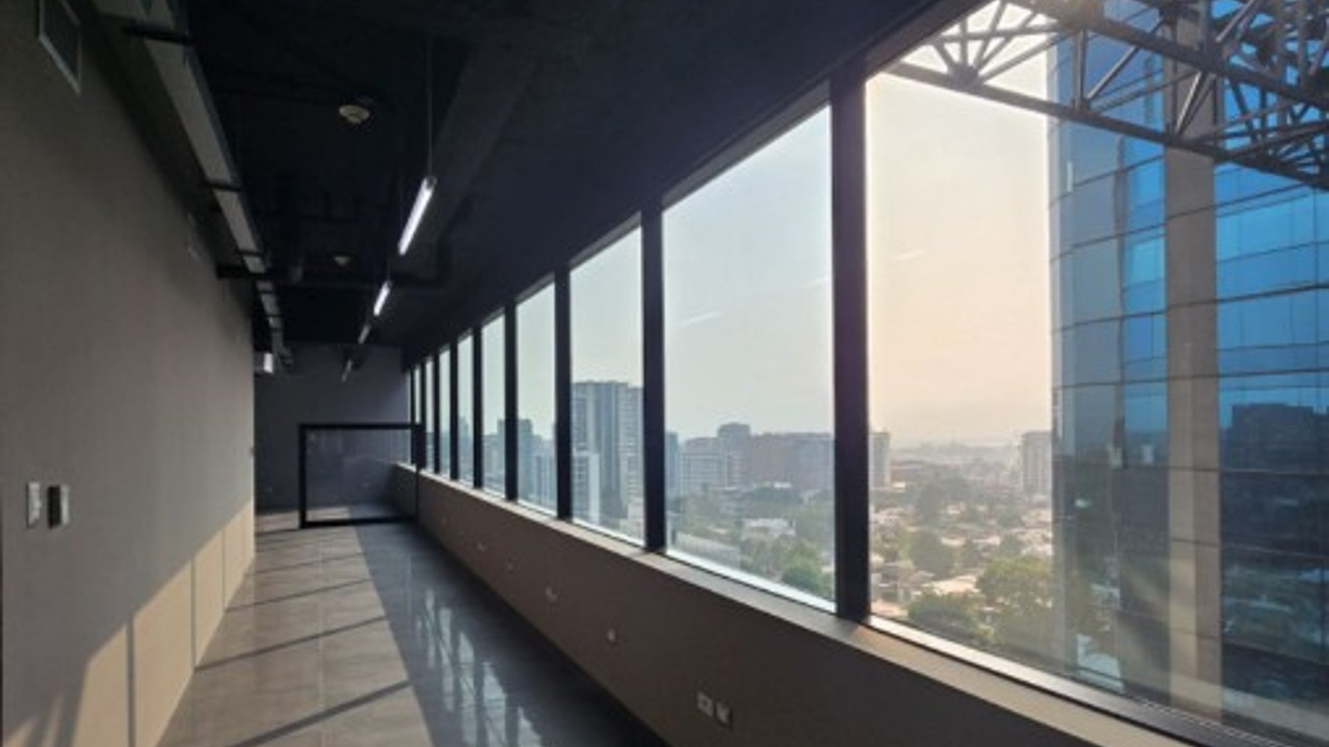 Oficinas en venta en Europlaza zona 14 Ref-5644 - Miniatura 12