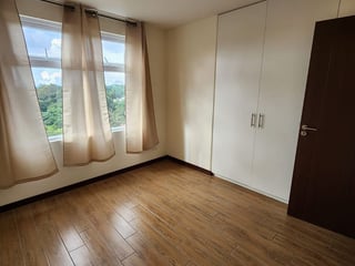 Apartamento en VENTA en  Zona 15 - Image 11