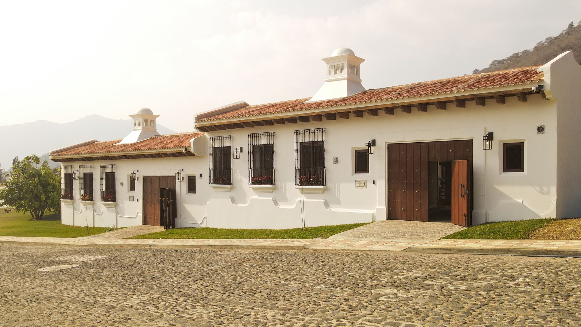 Casa Residencial de 1 Nivel  Condominio Paseo Antigua / Santa Catalina