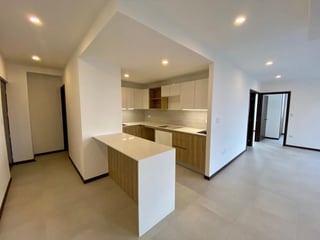 VENTA DE MODERNO APARTAMENTO 2 DORMITORIOS - MIRA, ZONA 10  - 3
