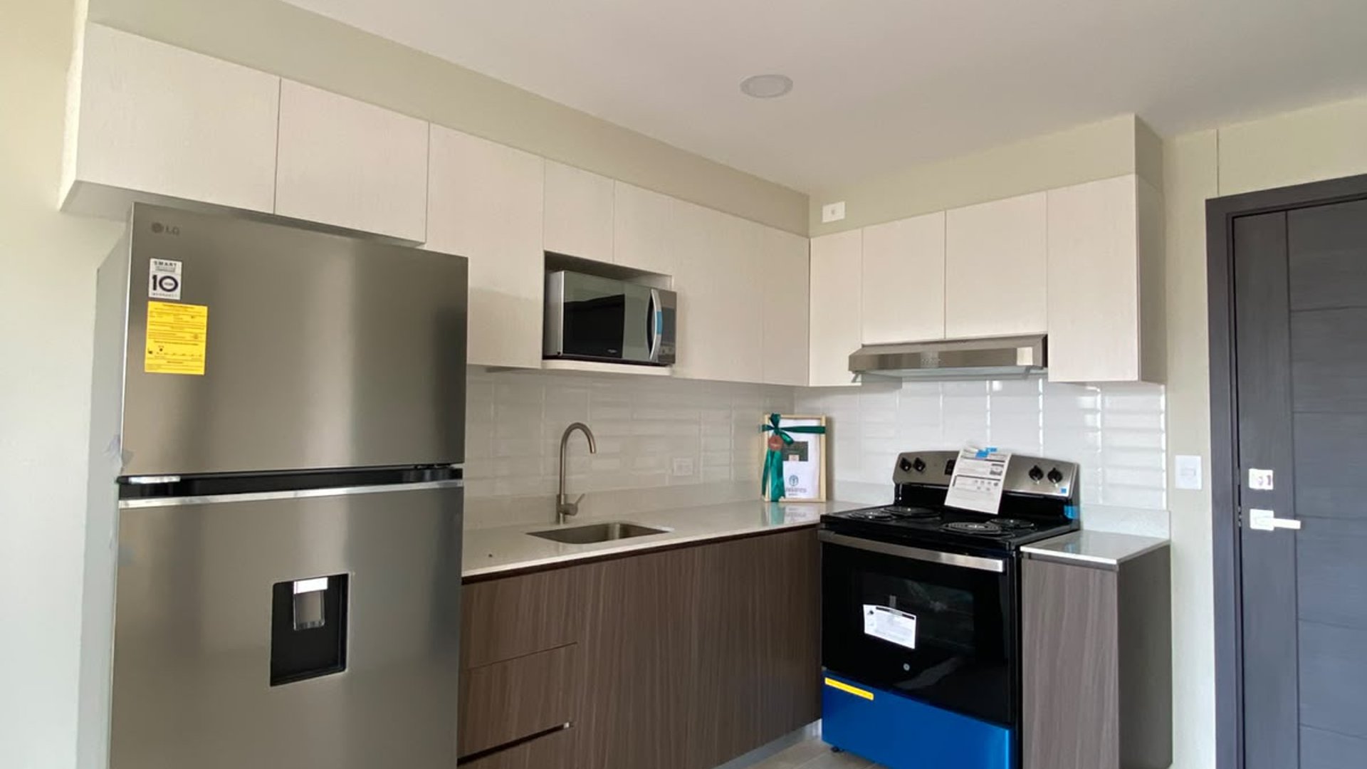 APARTAMENTO NUEVO EN  RENTA ANDARES DOCE
