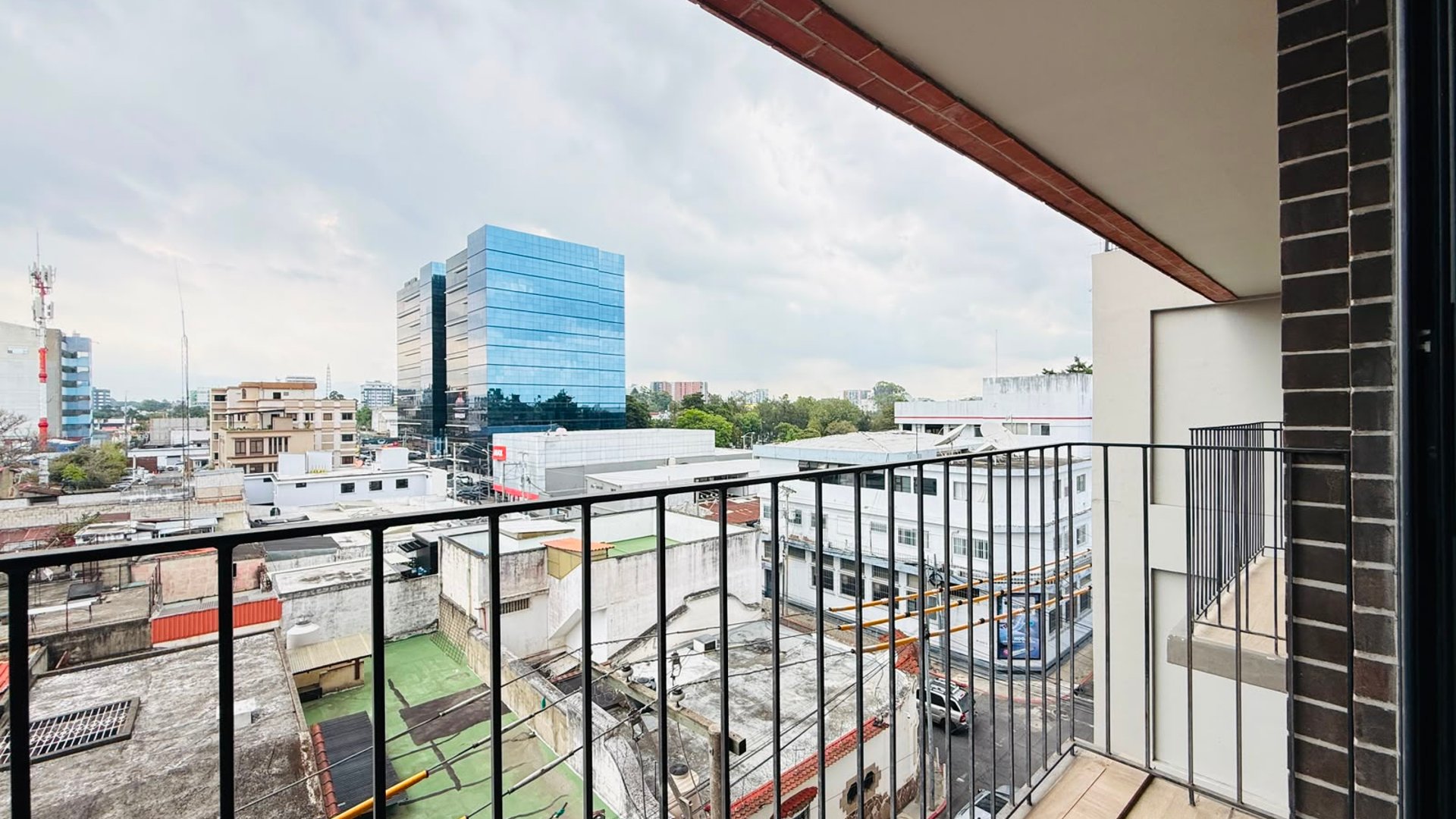 ALQUILER DE CÉNTRICO APARTAMENTO - MERAKI 10, ZONA 10 - Miniatura 5