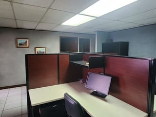 GÉMINIS 10/ OFICINA EN VENTA– ZONA 10 - 3