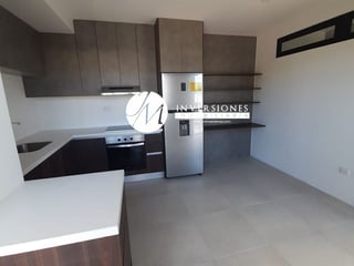 Apartamento de 1 Dormitorio en Renta Zona 10 - Image 1